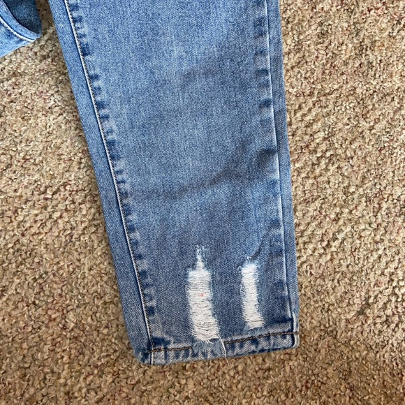 Jeans - Picture 5 of 5